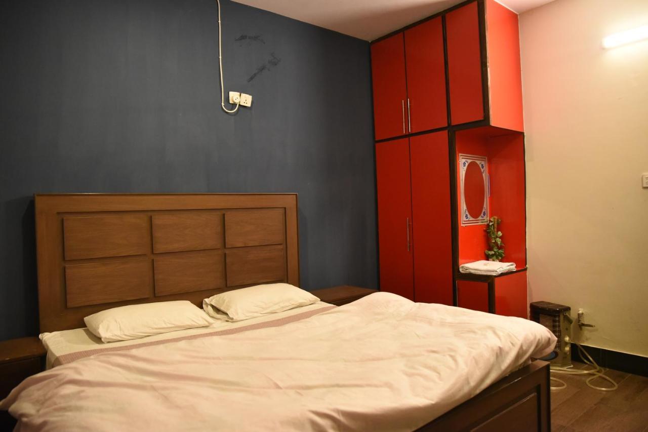 Republika Urban Apartamento Abbottabad Exterior foto