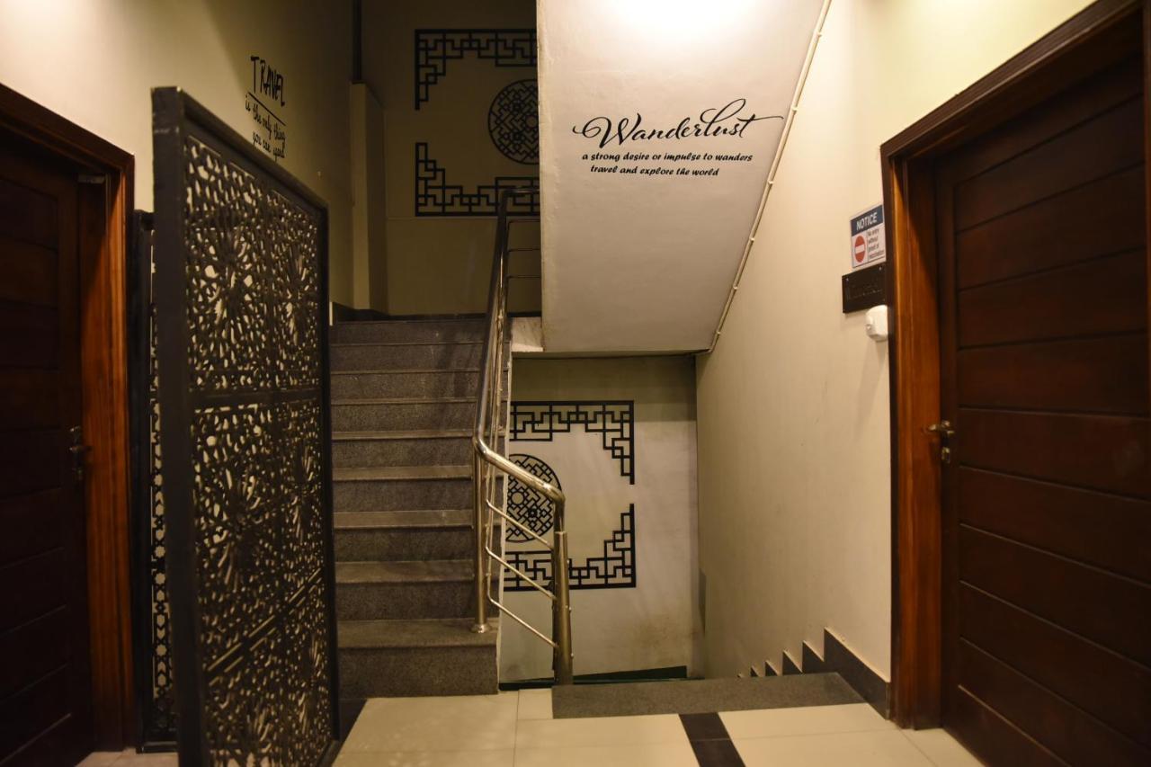 Republika Urban Apartamento Abbottabad Exterior foto